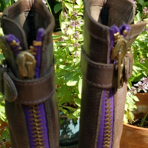 STEVE MADDEN Lindley Contrast Zip Boot 6.5 - Picture 13 of 16